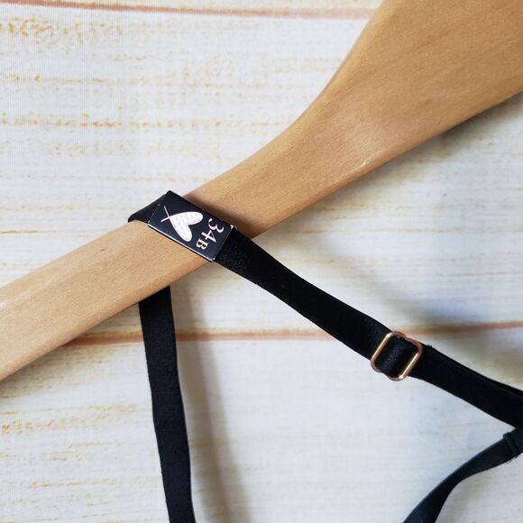 Victoria's Secret Very Sexy Lace Unlined Plunge Underwire Bra 34B Goth Black - Picture 7 of 13